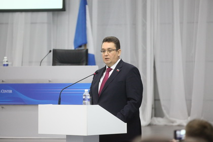 На сессии утвержден закон о порядке предоставления  жилья медицинским работникам 